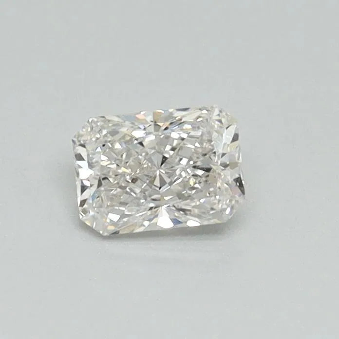 0.31ct Radiant Lab Grown Diamond (Colour G, Clarity VS2, IGI Certified)