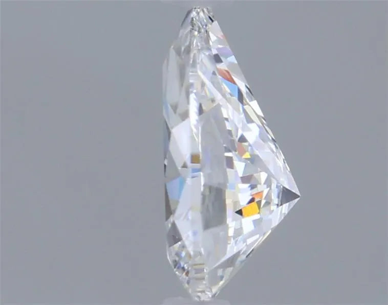 0.32ct Pear Lab Grown Diamond (Colour D, Clarity VVS2, IGI Certified)