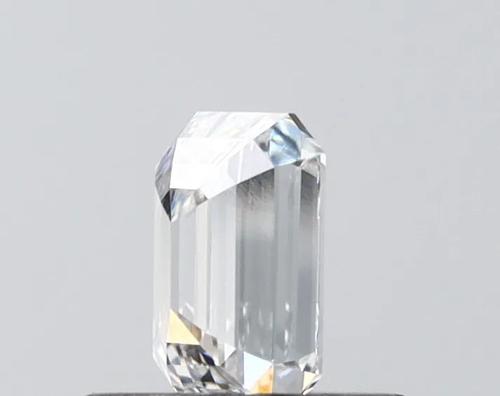 0.50ct Emerald Lab Grown Diamond (Colour D, Clarity VVS2, IGI Certified)