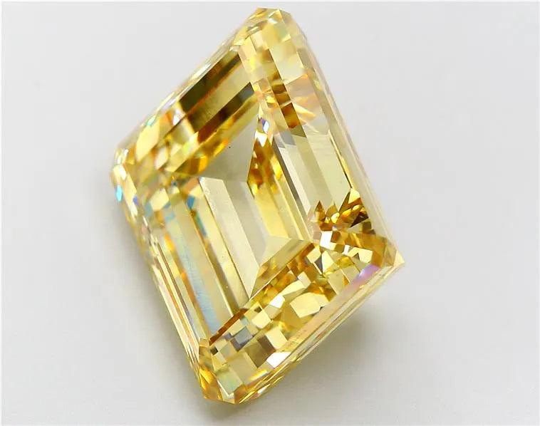 Diamante de Laboratório Esmeralda de 20.26ct (Cor Amarelo Fantasia Intenso, Pureza VS1, Certificado IGI)