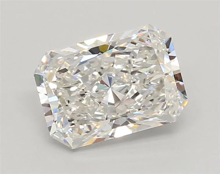 2.04ct Radiant Lab Grown Diamond (Colour E, Clarity VVS1, IGI Certified)