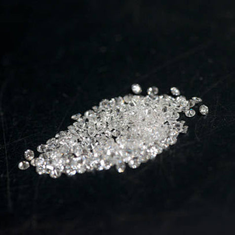 Lote de 2 diamantes de 2,7mm D-E VS1 (0,08cts. Peso por unidad)